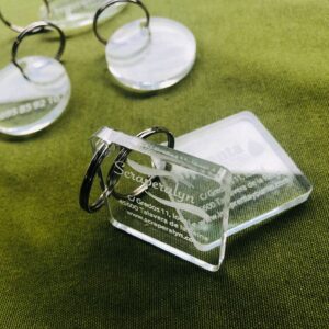 Llaveros Premium de Metacrilato Transparente 5mm Personalizados con Logo